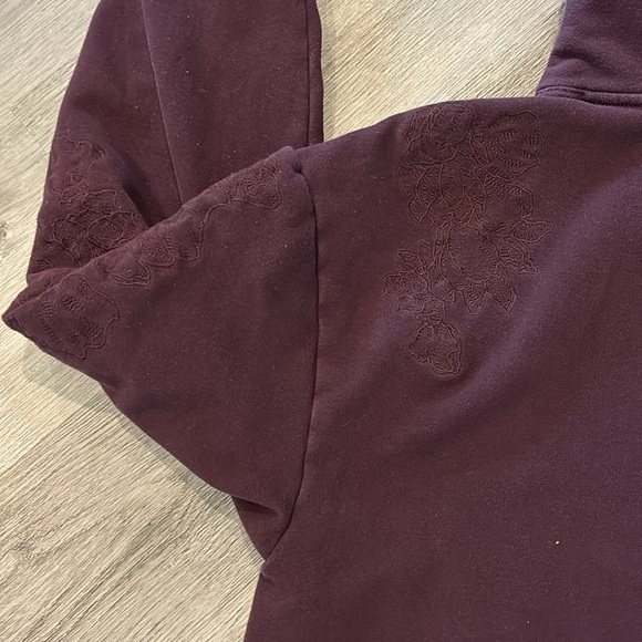 Athleta Hoodie with Shoulder Details - Picture 5 of 6